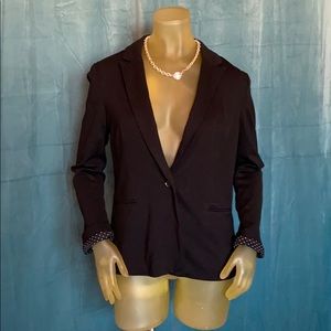 Boyfriend cut black blazer